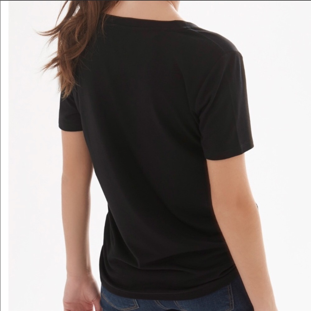 ♦️LAST ONE SALE♦️Black V neck boyfriend Tee - Picture 4 of 6